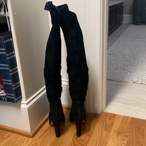 Suede boots - Picture 2 of 9